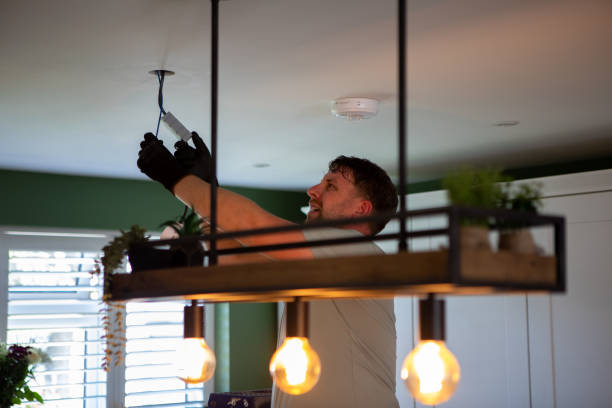 Best Local Electrician Companies  in Waterloo, IA